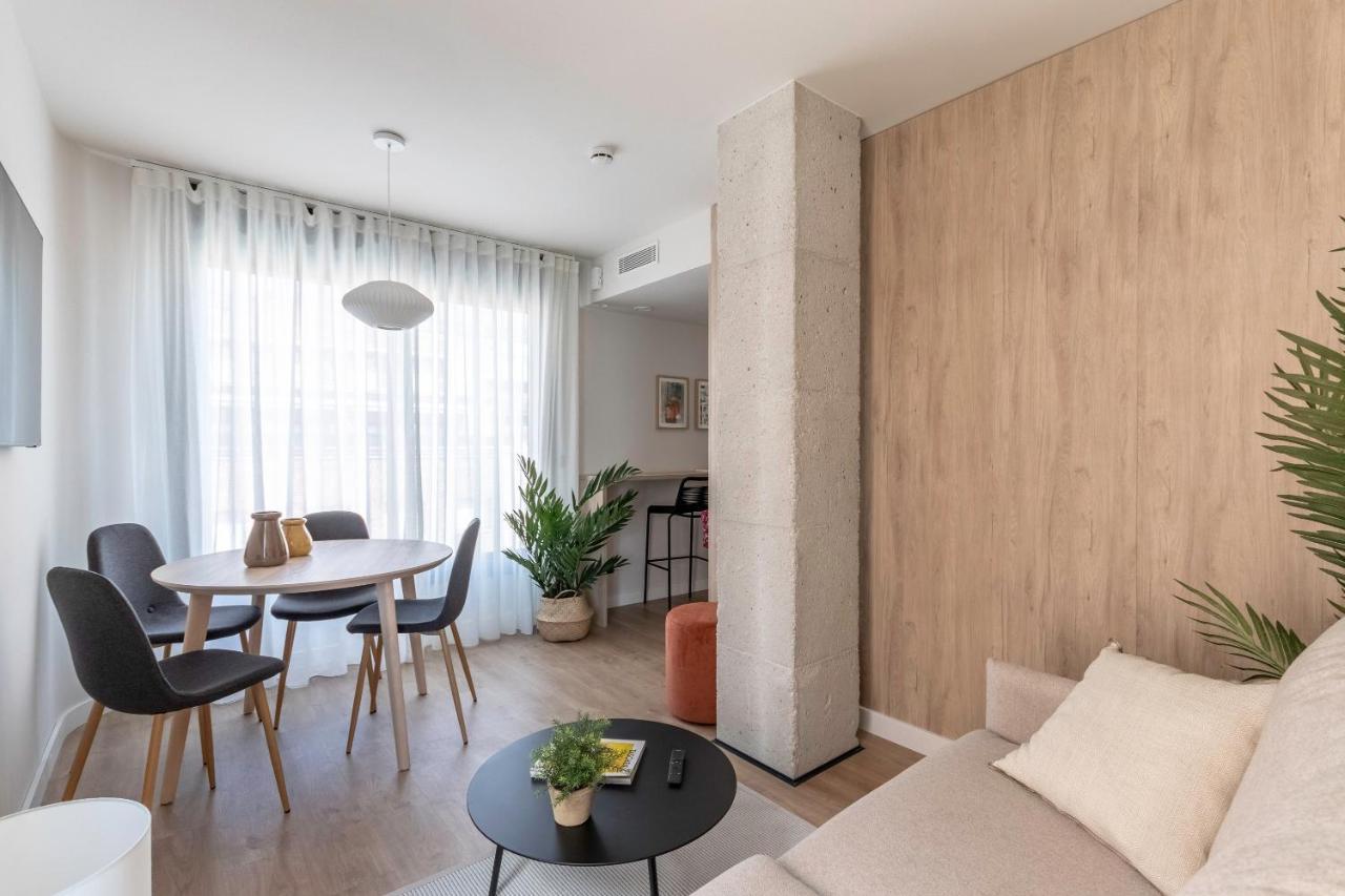 Apartamentos Libere Pamplona Yamaguchi Exteriör bild
