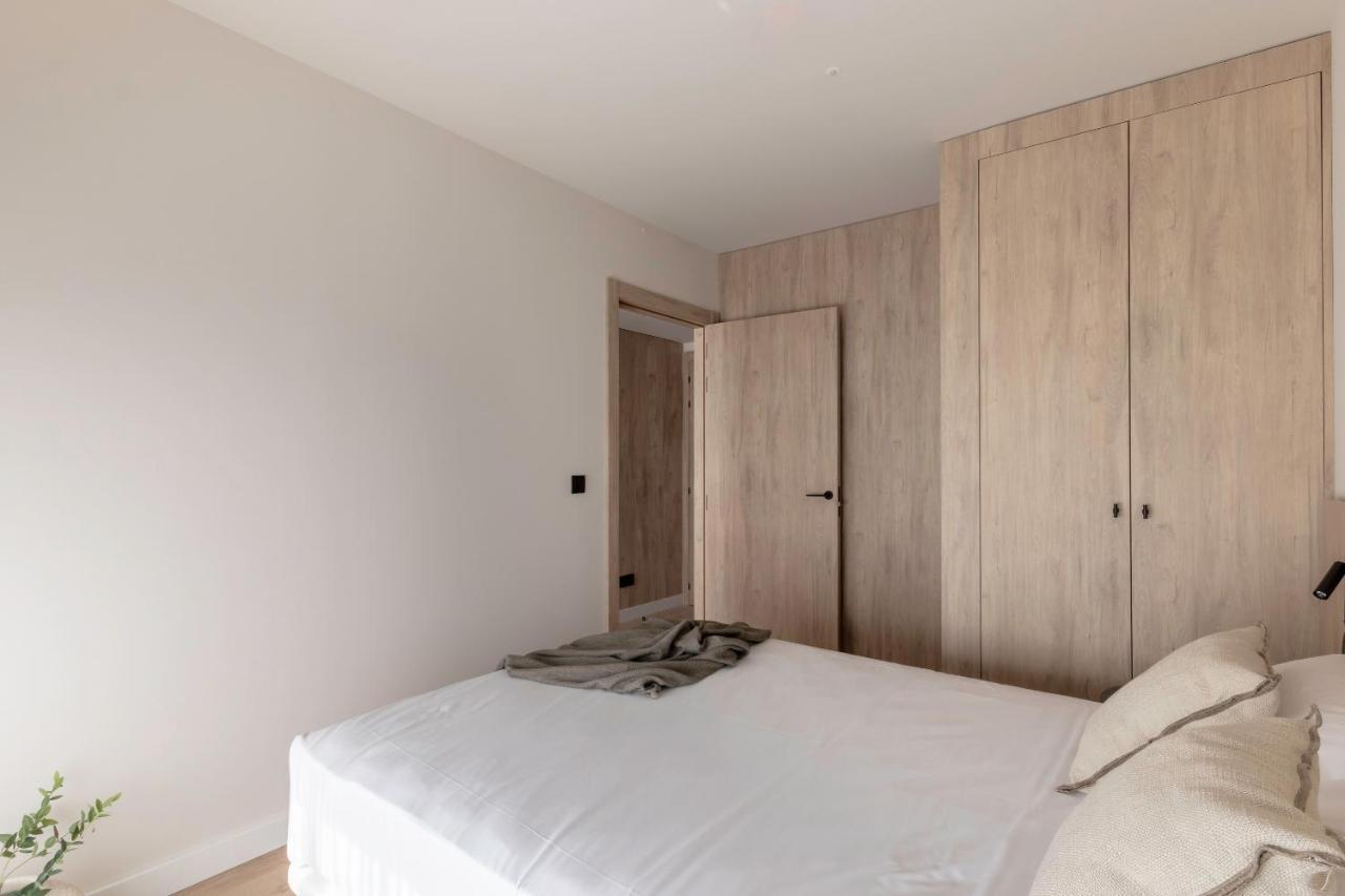 Apartamentos Libere Pamplona Yamaguchi Exteriör bild