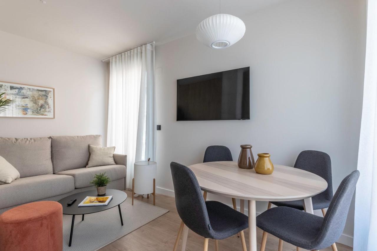 Apartamentos Libere Pamplona Yamaguchi Exteriör bild