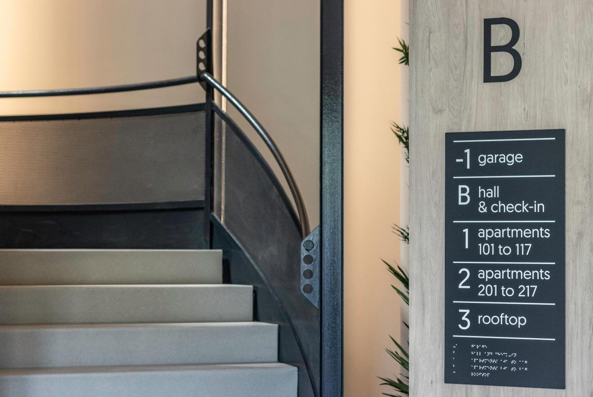 Apartamentos Libere Pamplona Yamaguchi Exteriör bild